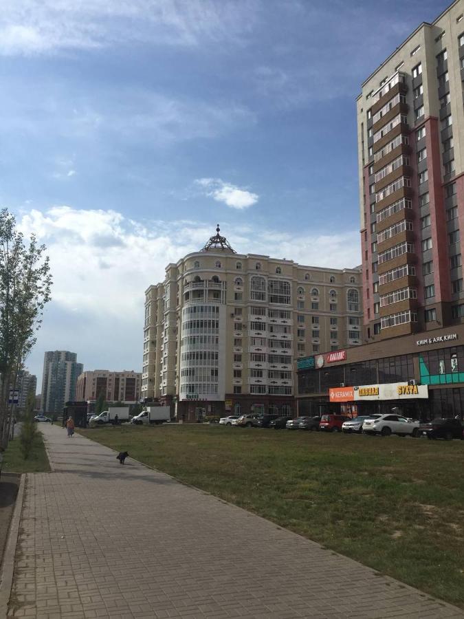 Квартира 74 Астана Екстериор снимка